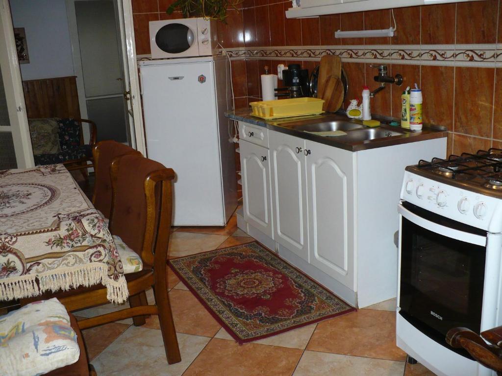 Kitty Apartman Apartment Мисколк Екстериор снимка