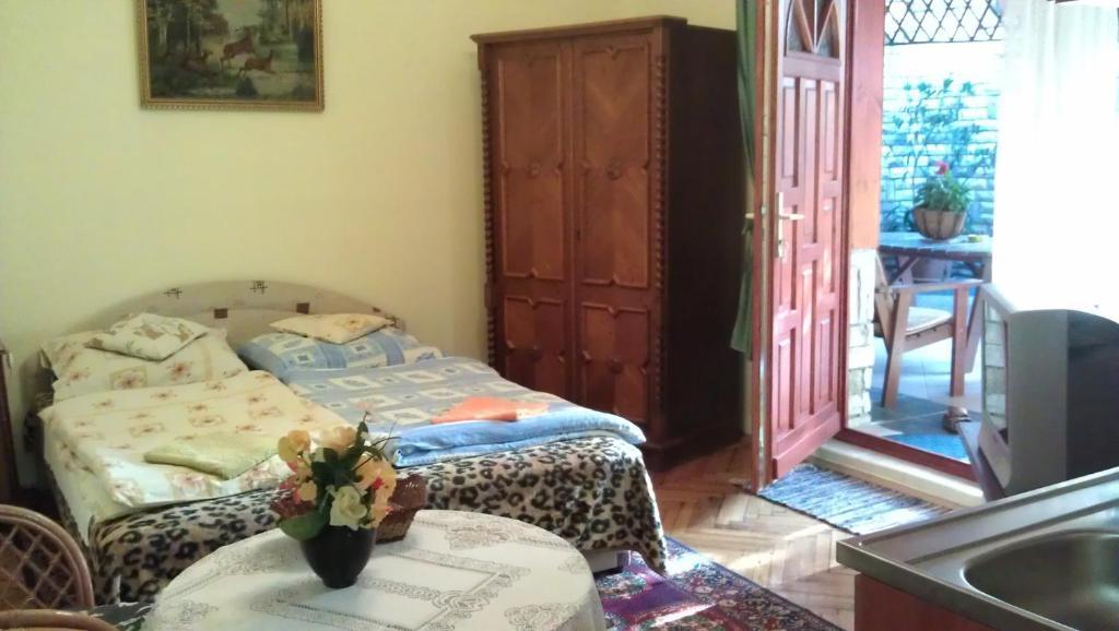 Kitty Apartman Apartment Мисколк Стая снимка